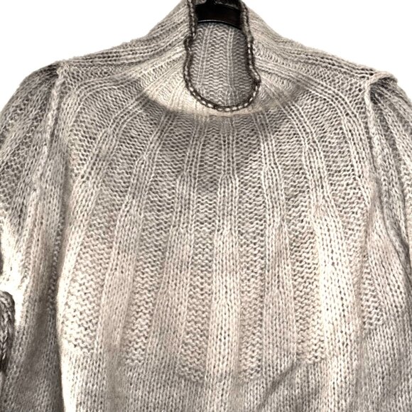 😊Anthropology Alpaca Wool Blend Oversize Sweater Gray Ombre Stripe Sz M EUC - Picture 2 of 9